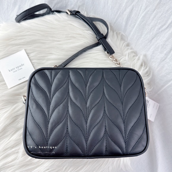 NWT Kate Spade Briar Lane Quilted Camera Leather Crossbody  display picture 1